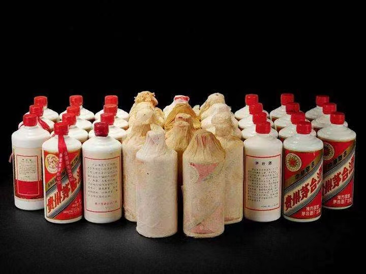 景泰日照岚山回收酒价格哪里回收(附近上门回收茅台酒）?